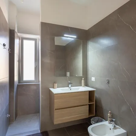 ゲストハウス Ama Family マロッタ