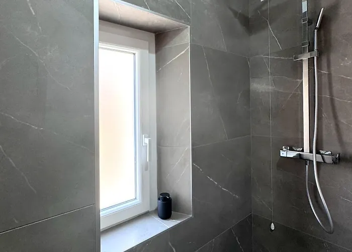 Ama Family Affittacamere Marotta