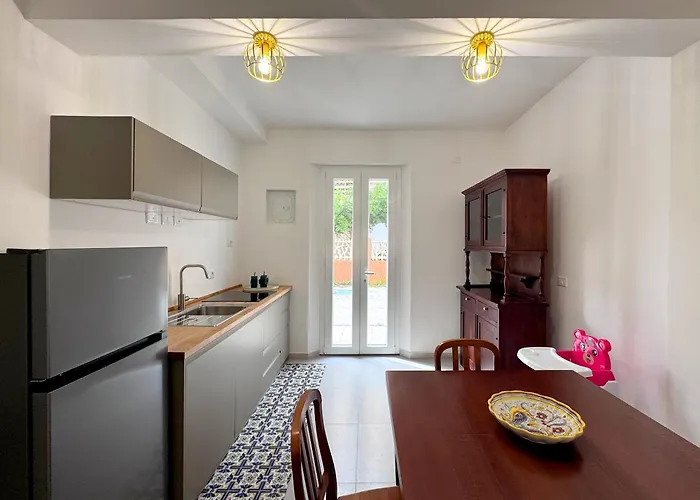 Affittacamere Ama Family Marotta